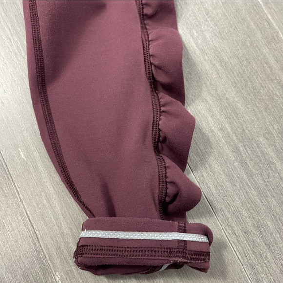 Lululemon Speed Tight IV Brushed Bordeaux Drama Mountain Peaks Bon Bon - Picture 13 of 16